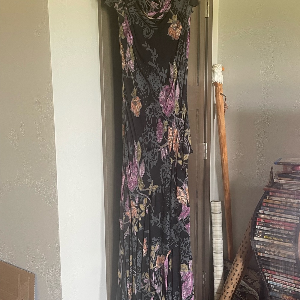 Vintage Eva Blue Floral Maxi Dress with Purple and Black Design